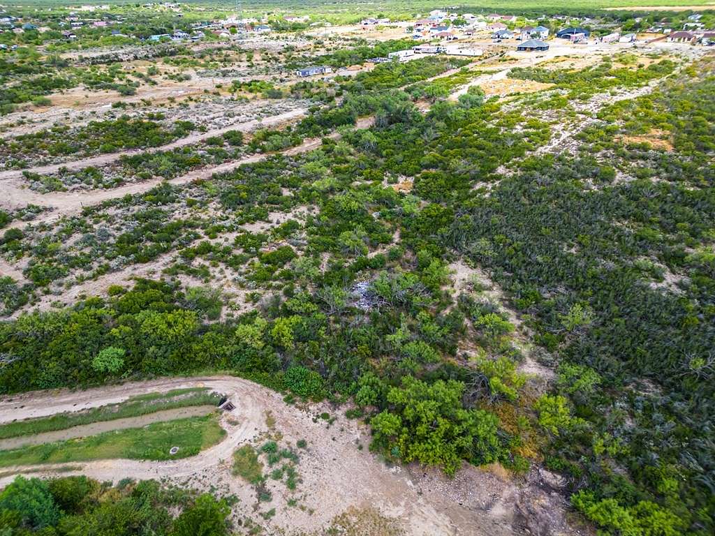 3.1 Acres of Residential Land for Sale in Eagle Pass, Texas