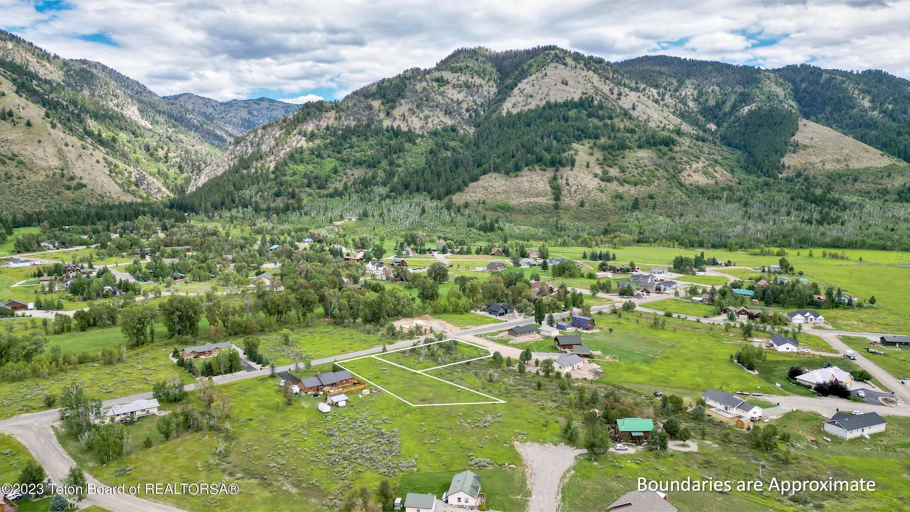 1.2 Acres of Residential Land for Sale in Star Valley Ranch, Wyoming