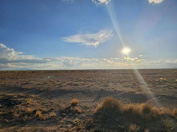 0.75 Acres of Land for Sale in Los Lunas, New Mexico
