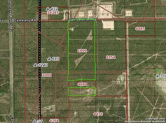 111 Acres of Land with Home for Sale in Fowlerton, Texas