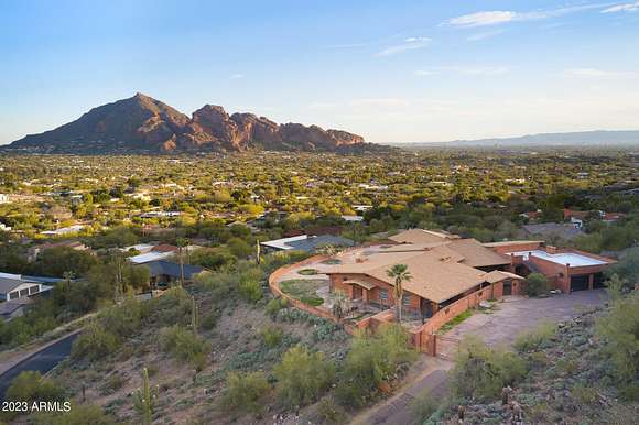 2.8 Acres of Residential Land for Sale in Paradise Valley, Arizona