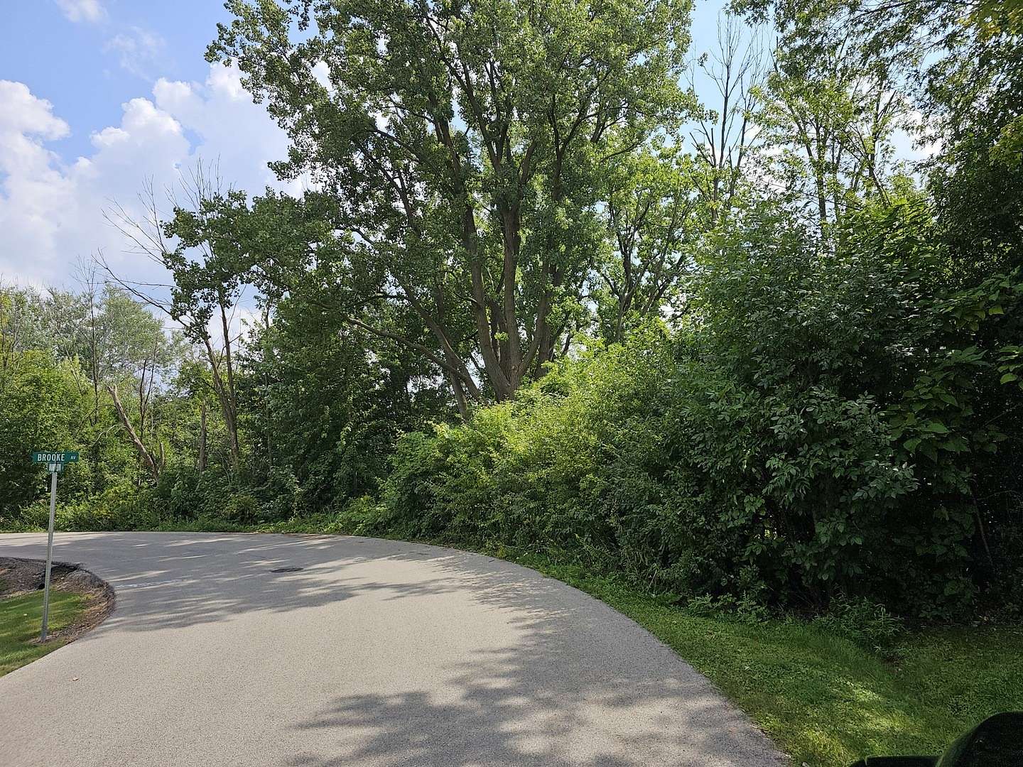 7.1 Acres of Residential Land for Sale in Waukegan, Illinois