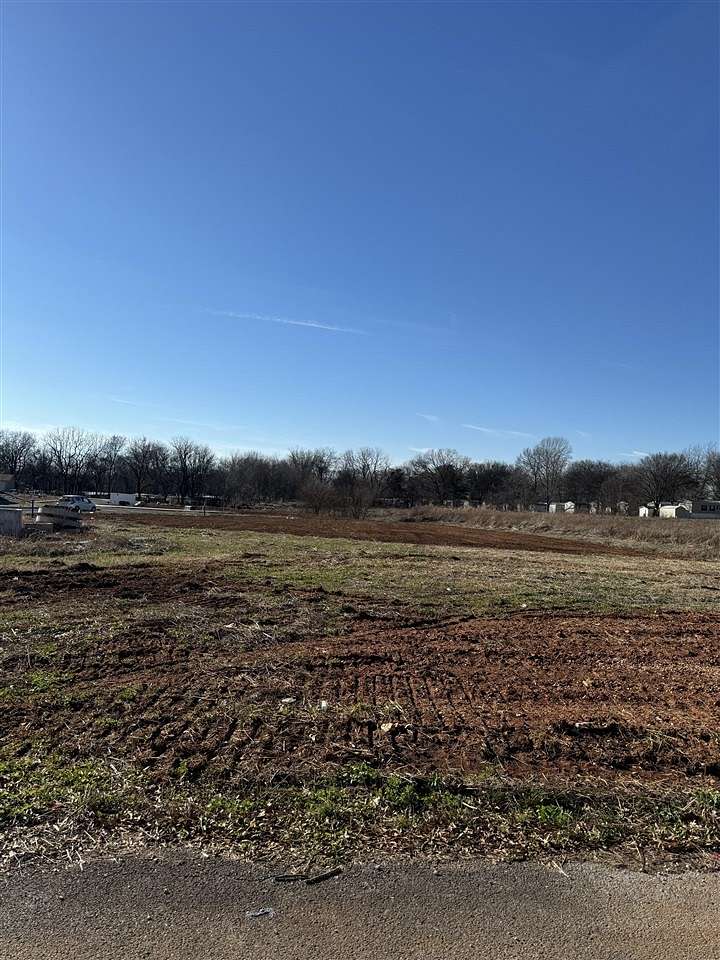 7.5 Acres of Commercial Land for Sale in Bowling Green, Kentucky