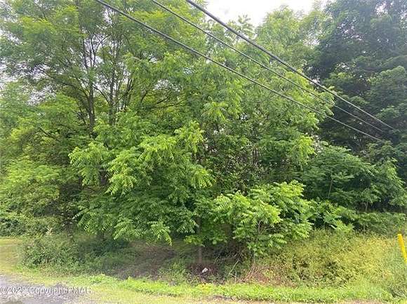0.86 Acres of Mixed-Use Land for Sale in Upper Mount Bethel Township, Pennsylvania