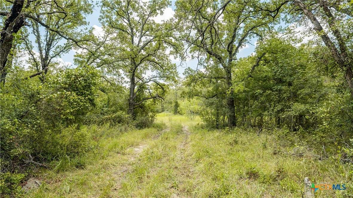 6 Acres of Residential Land for Sale in Buckholts, Texas