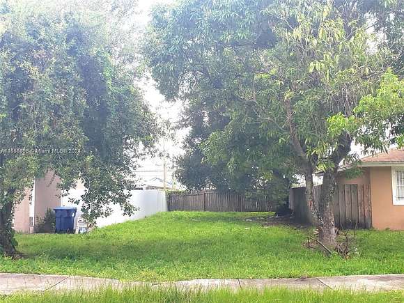 0.058 Acres of Residential Land for Sale in Miami, Florida