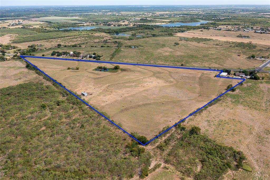 32.9 Acres of Land for Sale in Kaufman, Texas