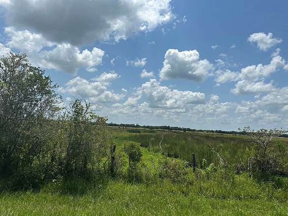 21 Acres of Land for Sale in Okeechobee, Florida