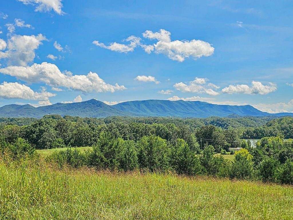 6.9 Acres of Residential Land for Sale in Dandridge, Tennessee