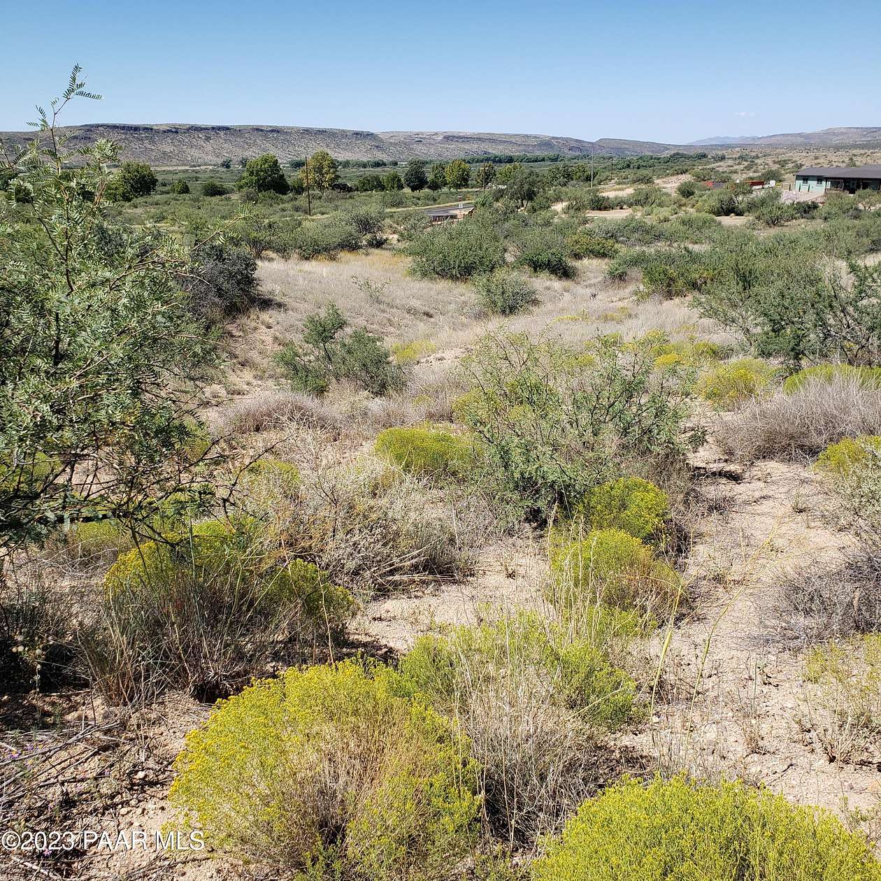 2.4 Acres of Residential Land for Sale in Kirkland, Arizona
