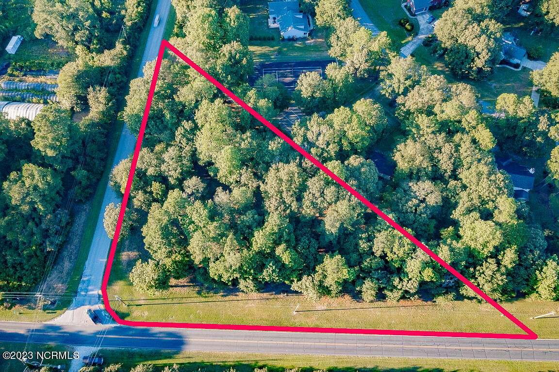 1.5 Acres of Residential Land for Sale in New Bern, North Carolina