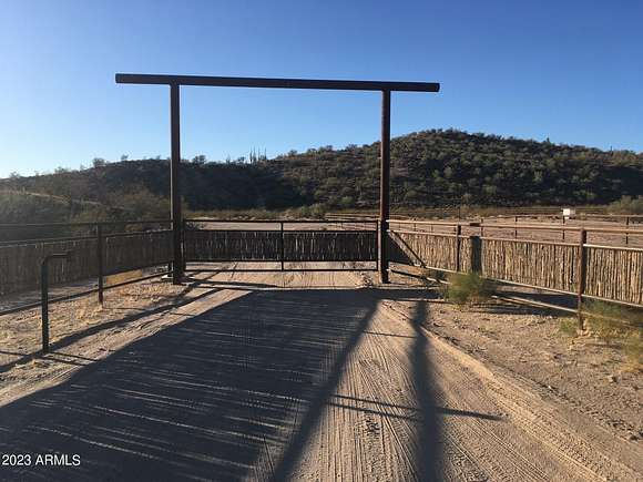 6.6 Acres of Land for Sale in Wickenburg, Arizona