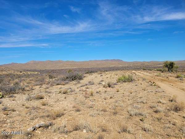 10 Acres of Land for Sale in Congress, Arizona