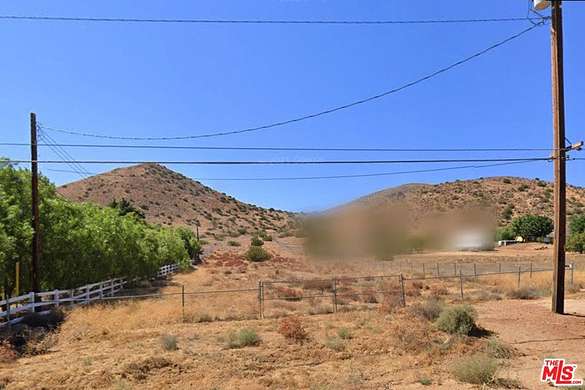 12.3 Acres of Land for Sale in Acton, California