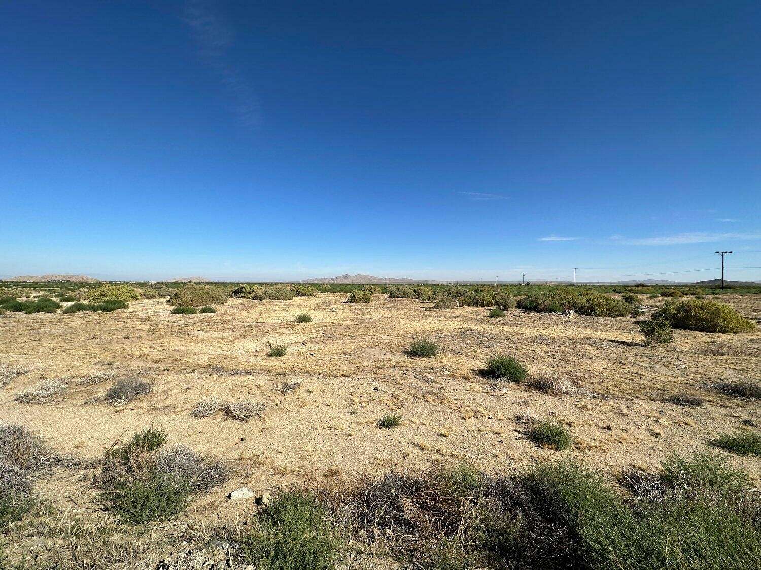 20.7 Acres of Land for Sale in Palmdale, California