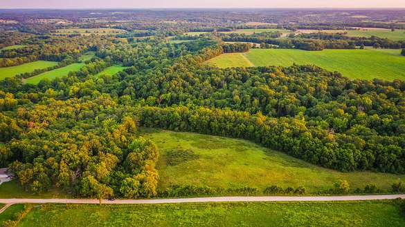 30 Acres of Recreational Land for Sale in Buffalo, Missouri