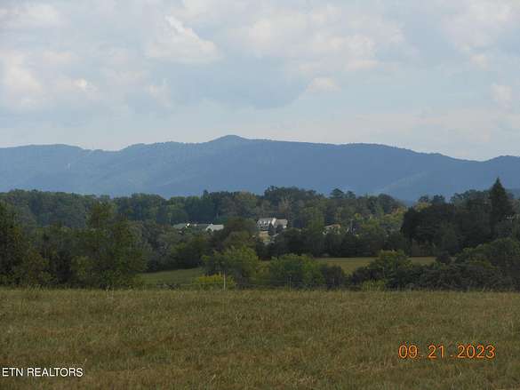 10.4 Acres of Land for Sale in Maryville, Tennessee