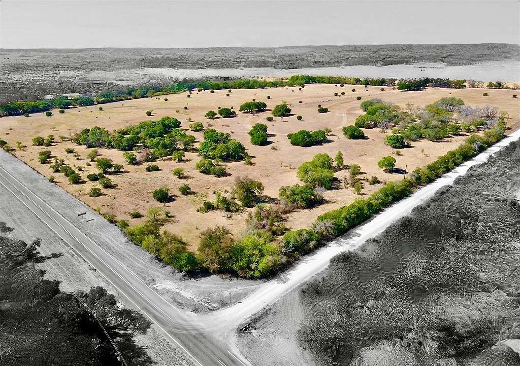 60.9 Acres of Agricultural Land for Sale in Hamilton, Texas