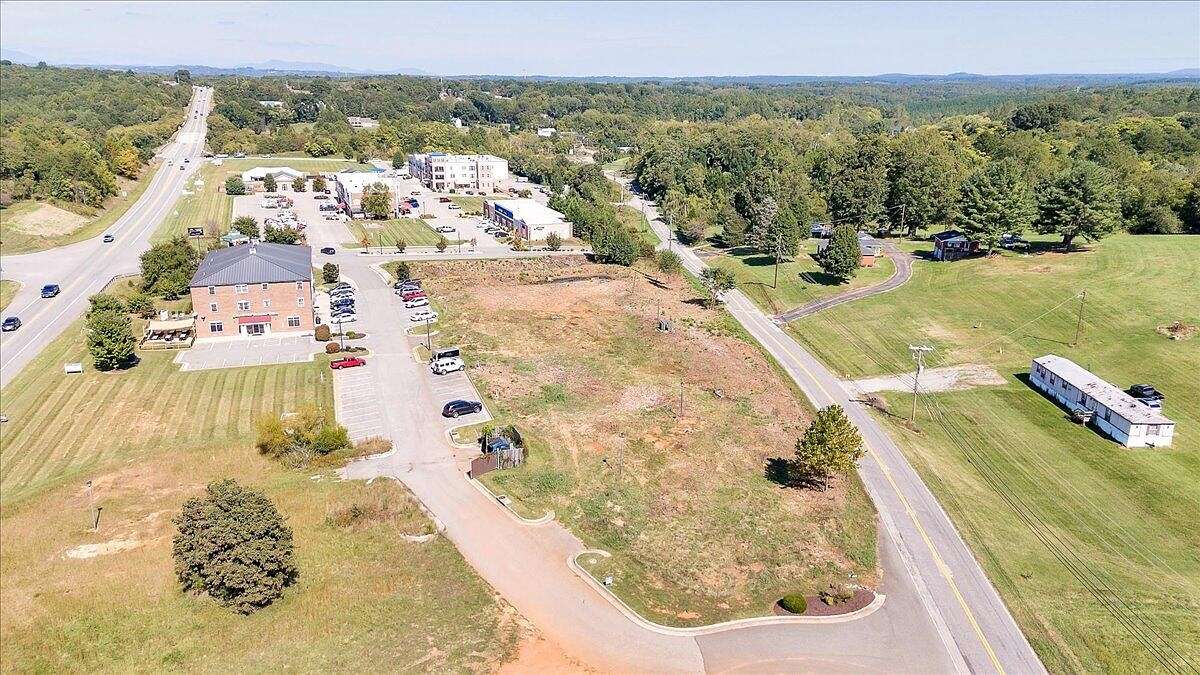 0.14 Acres of Commercial Land for Sale in Moneta, Virginia