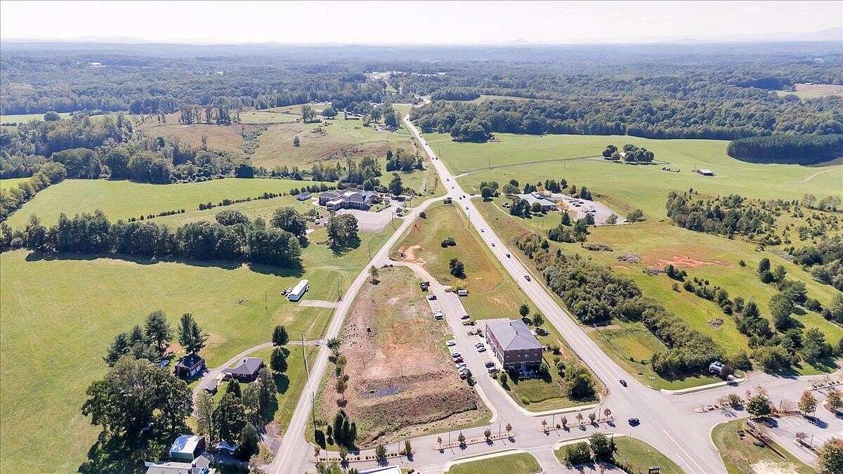 0.14 Acres of Commercial Land for Sale in Moneta, Virginia