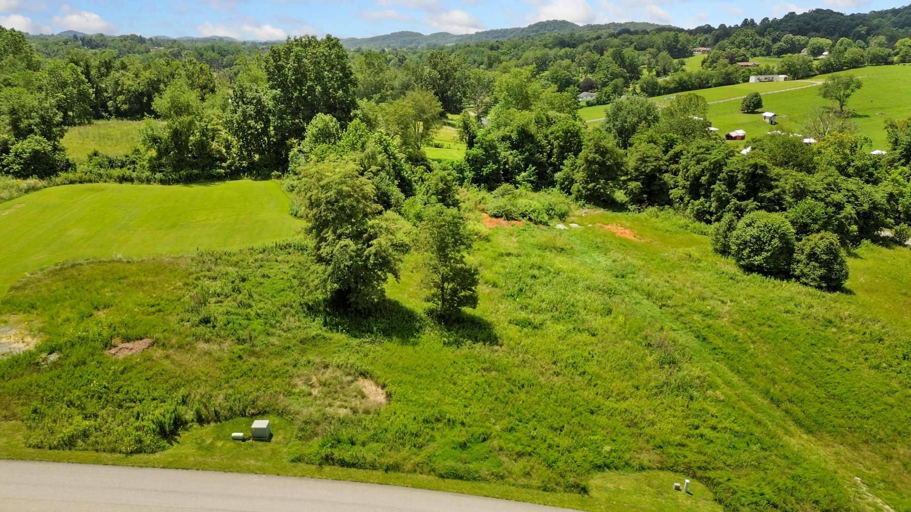 0.71 Acres of Residential Land for Sale in Bristol, Virginia