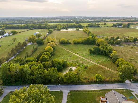 11.3 Acres of Land for Sale in Lee's Summit, Missouri