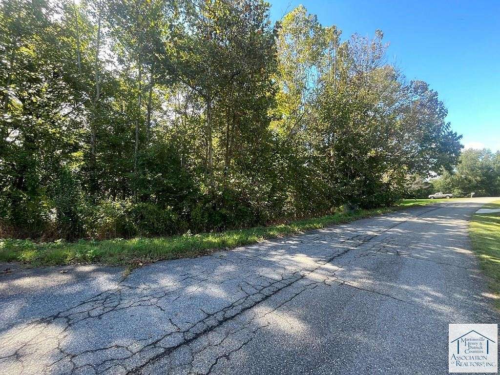 1.6 Acres of Residential Land for Sale in Martinsville, Virginia