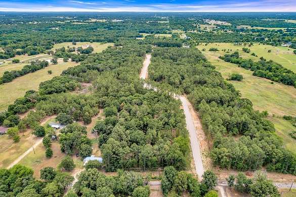 1.3 Acres of Residential Land for Sale in Grand Saline, Texas