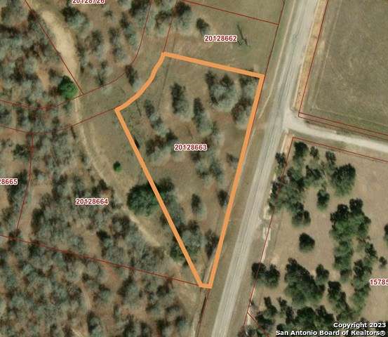 3.3 Acres of Residential Land for Sale in La Vernia, Texas