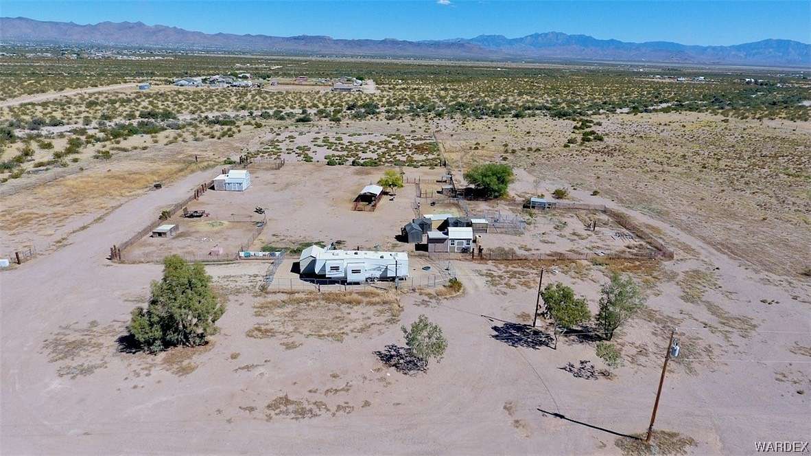 12.2 Acres of Land for Sale in Golden Valley, Arizona
