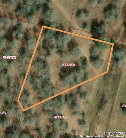 1.3 Acres of Residential Land for Sale in La Vernia, Texas