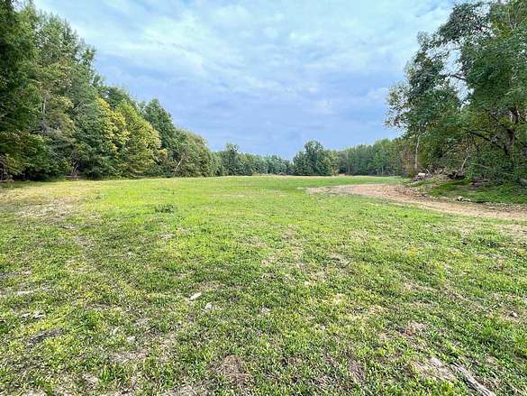 200 Acres of Agricultural Land for Sale in Jackson, Tennessee