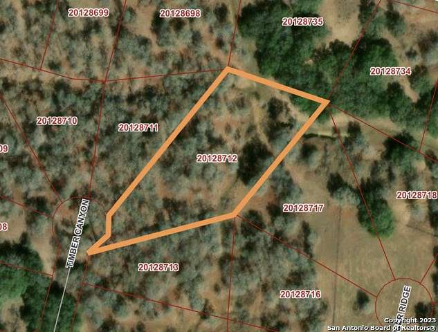 2.2 Acres of Residential Land for Sale in La Vernia, Texas