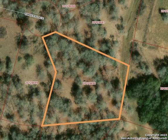 1.7 Acres of Residential Land for Sale in La Vernia, Texas
