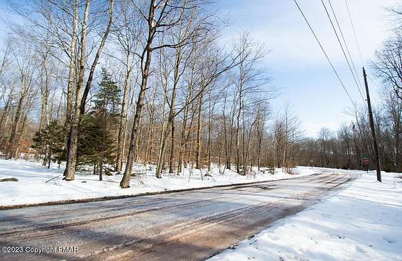 0.36 Acres of Residential Land for Sale in Pocono Lake, Pennsylvania