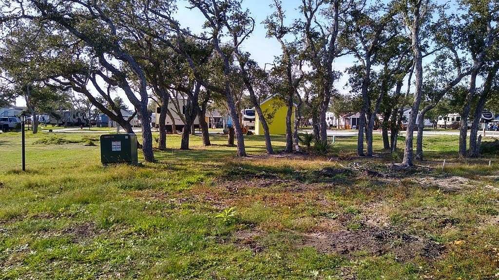 1.16 Acres of Residential Land for Sale in Rockport, Texas