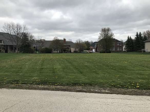 0.36 Acres of Residential Land for Sale in Lakewood, Illinois