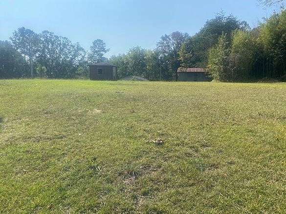 1.1 Acres of Mixed-Use Land for Sale in New Albany, Mississippi
