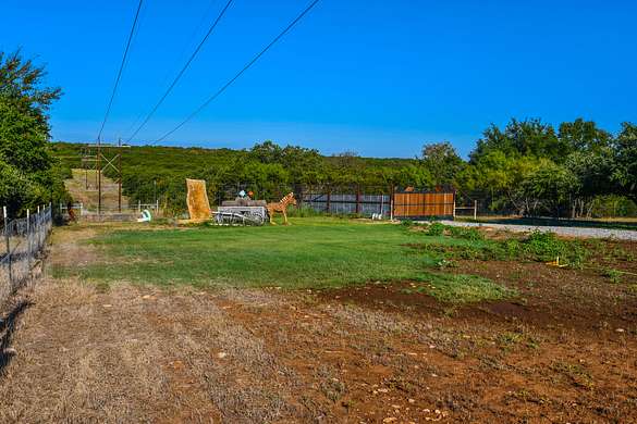 135 Acres of Recreational Land & Farm for Sale in Palo Pinto, Texas