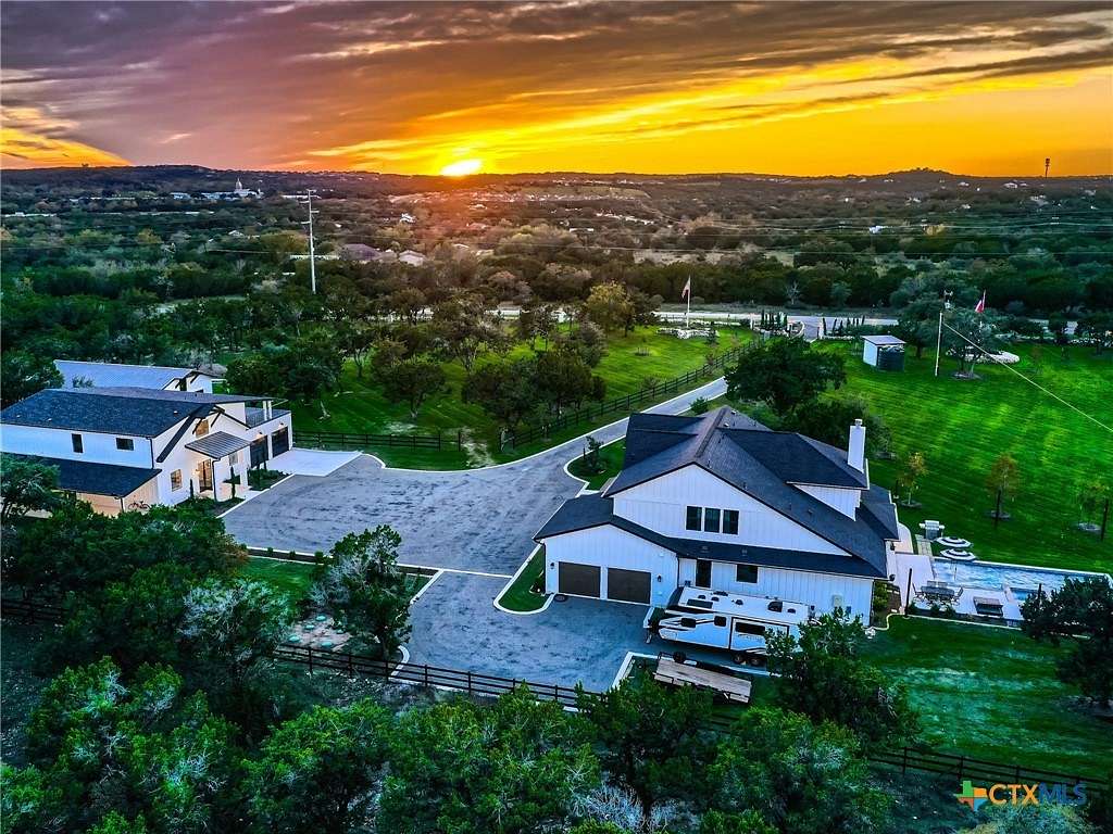 5.48 Acres of Land with Home for Sale in Austin, Texas
