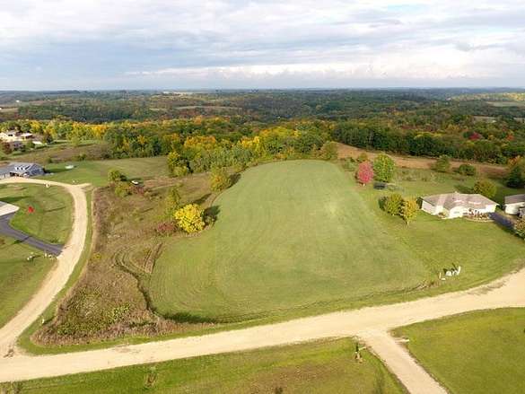 4.8 Acres of Land for Sale in Viroqua, Wisconsin