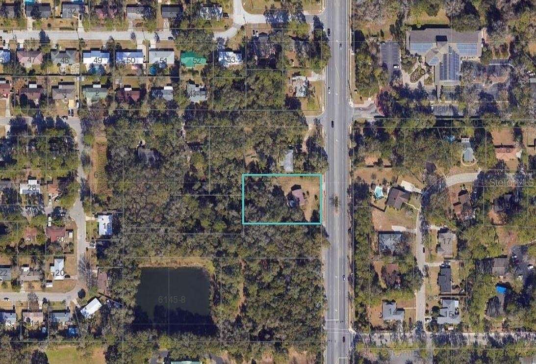 0.83 Acres of Mixed-Use Land for Sale in Gainesville, Florida