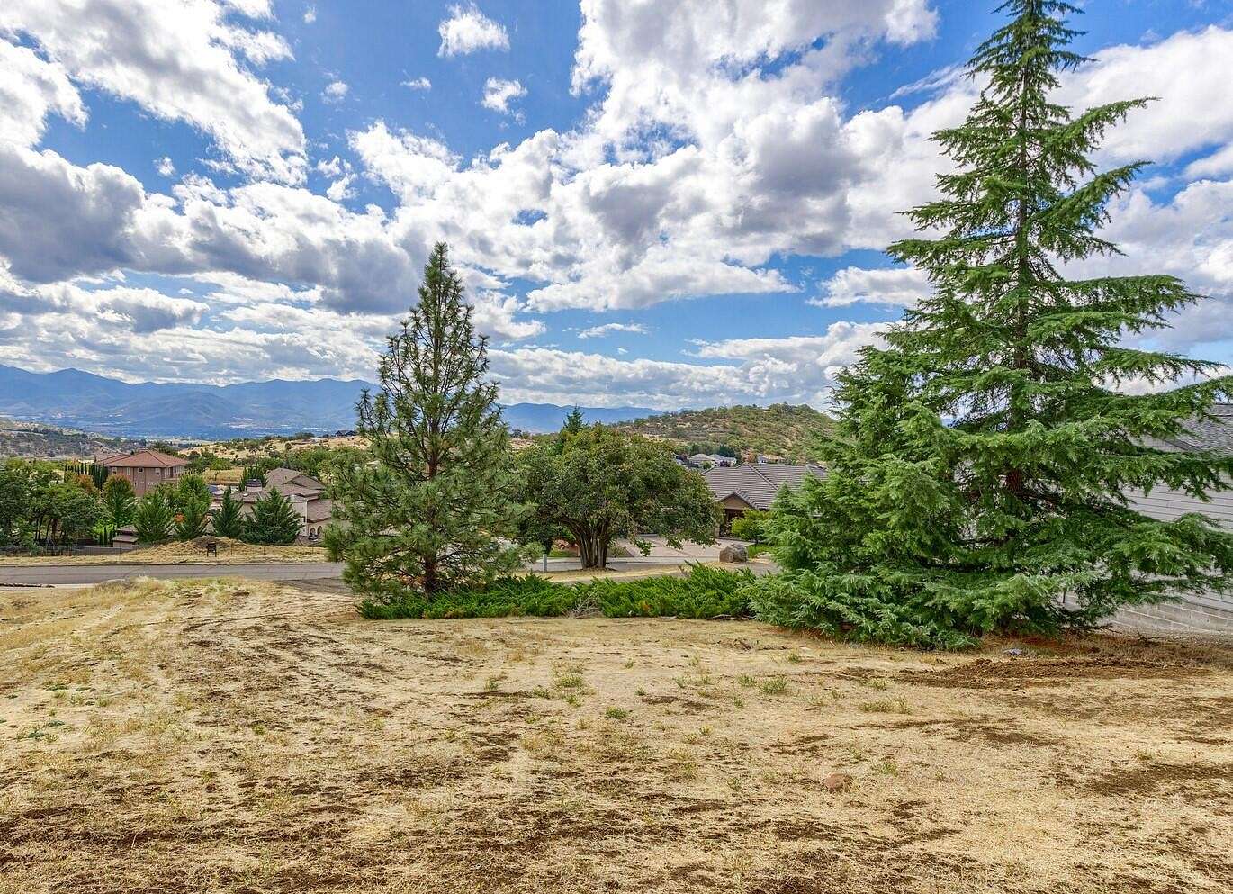 0.45 Acres of Residential Land for Sale in Medford, Oregon