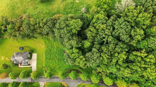 0.86 Acres of Residential Land for Sale in Bristol, Virginia