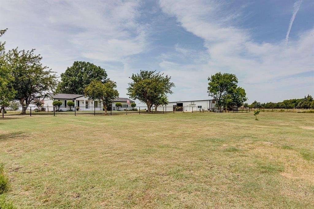 7 Acres of Residential Land with Home for Sale in Royse City, Texas