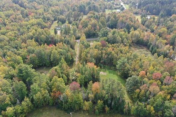 92.1 Acres of Recreational Land for Sale in Glenburn Town, Maine