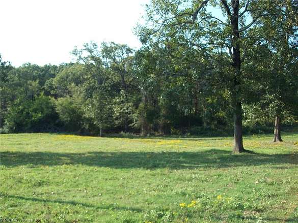 9 Acres of Residential Land for Sale in Van Buren, Arkansas