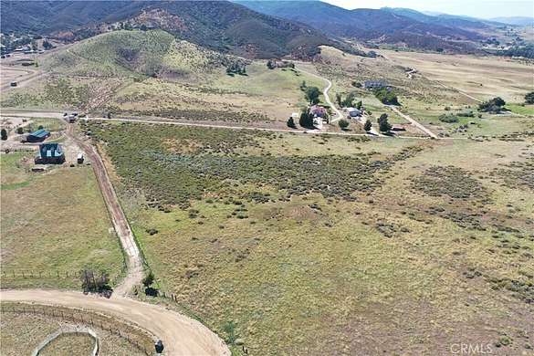 10 Acres of Agricultural Land for Sale in Leona Valley, California