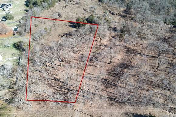 1.1 Acres of Residential Land for Sale in Sulphur Springs, Texas