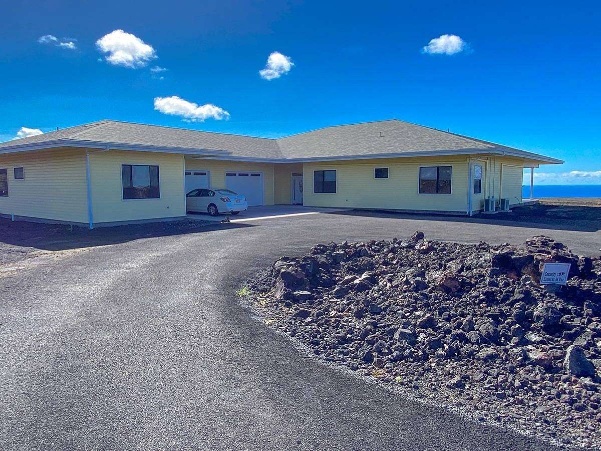 3 Acres of Residential Land with Home for Sale in Hawaiian Ocean View, Hawaii